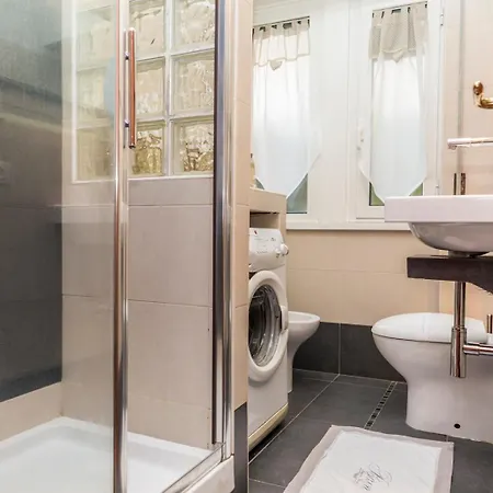 S. Peter 2 - With Garden -50m From Metro Апартаменты Рим